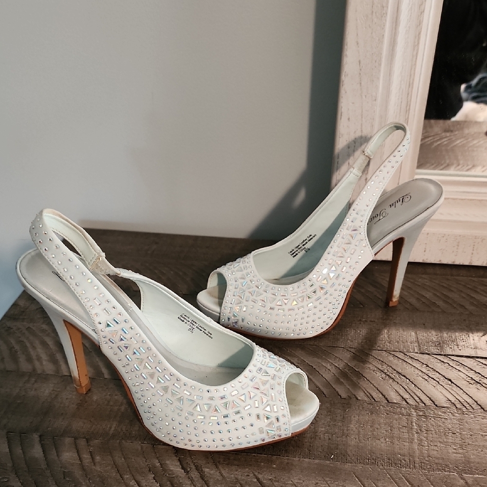 Elegant very pale light blue Slingback Heels